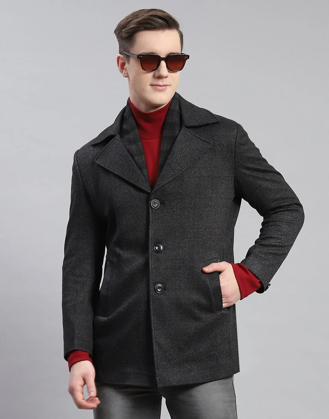 Men Grey Solid Lapel Collar Full Sleeve Coat