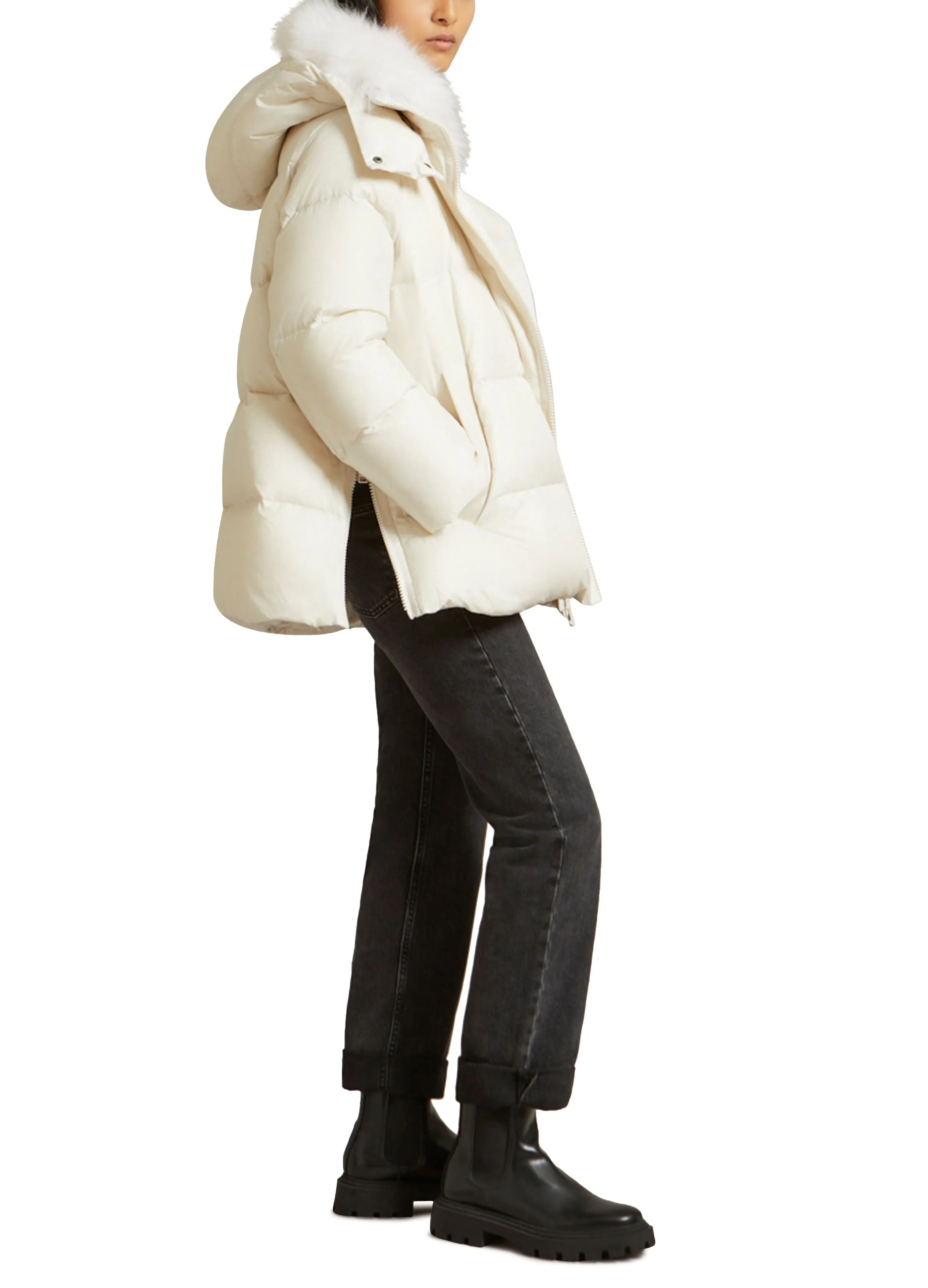 "A" line down jacket in water-repellent technical fabric with fluffy lambswool collar