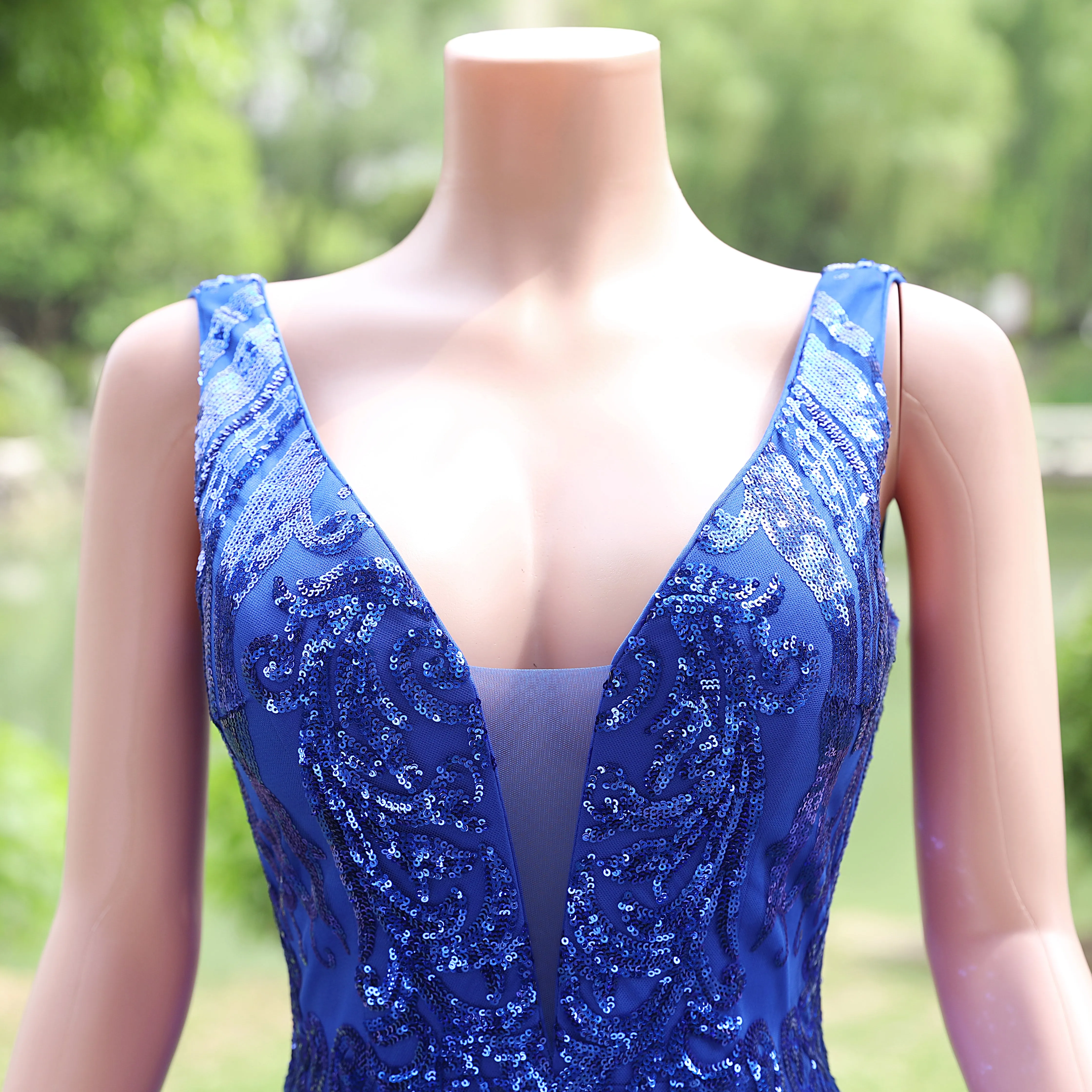 Royal Blue Prom Dresses Sequins V Neck Mermaid Women Evening Dresses Sleeveless