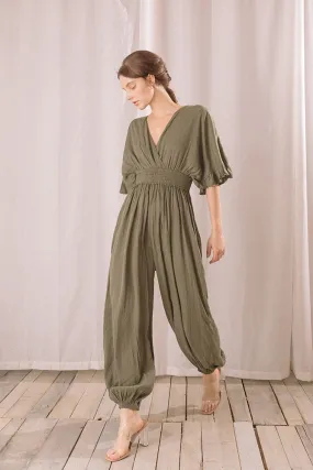 Storia Monochromatic Dolman Sleeve Jumpsuit