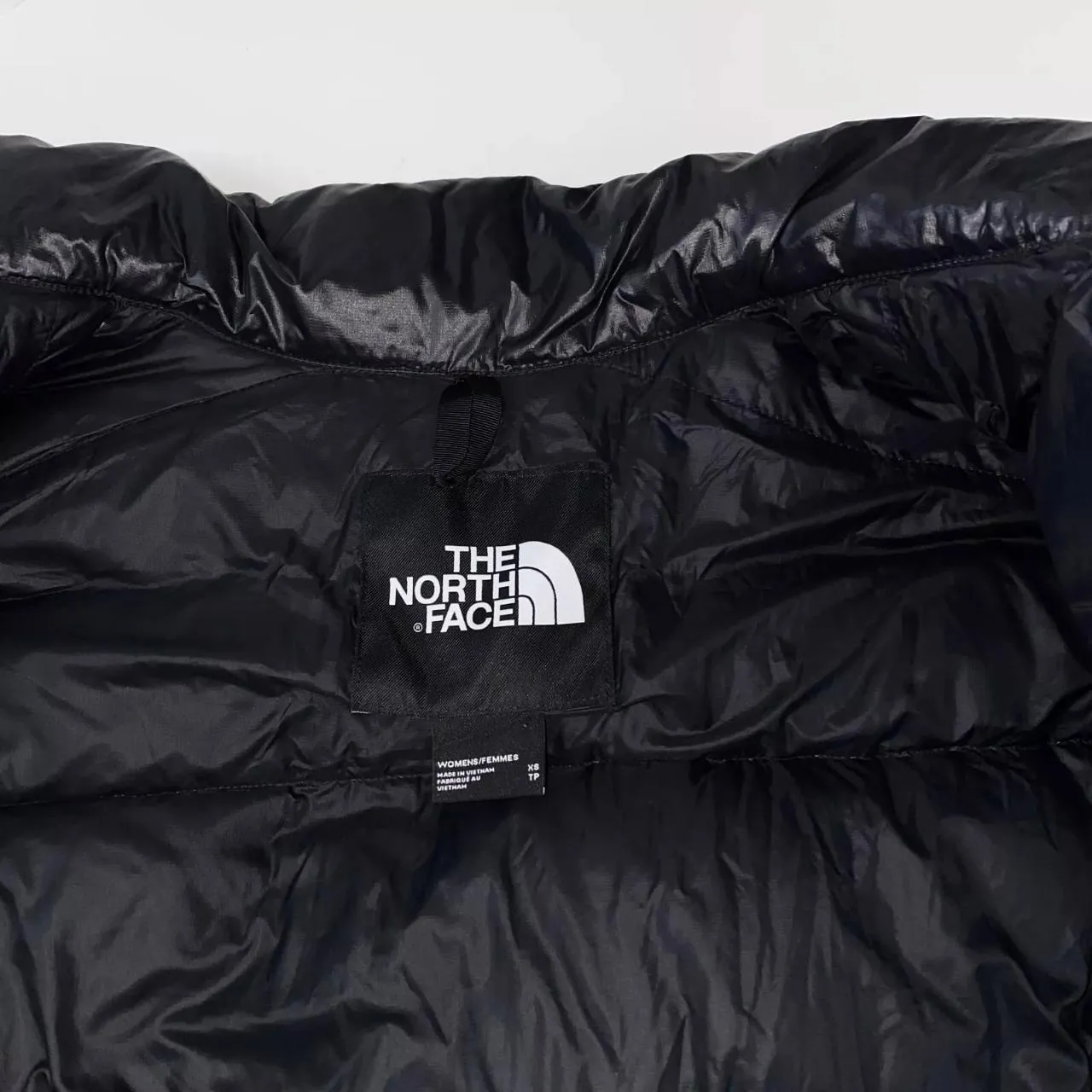 The North Face Womens 700 Down Nuptse Crop Puffer Jacket Size XS Black Glossy